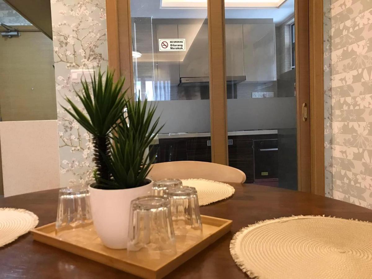 R&F Princess Cove Premium Homestay Famaily ยะโฮร์บาห์รู ภายนอก รูปภาพ