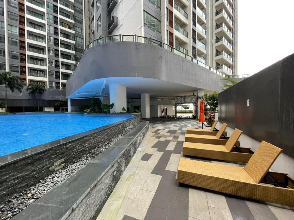R&F Princess Cove Premium Homestay Famaily ยะโฮร์บาห์รู ภายนอก รูปภาพ