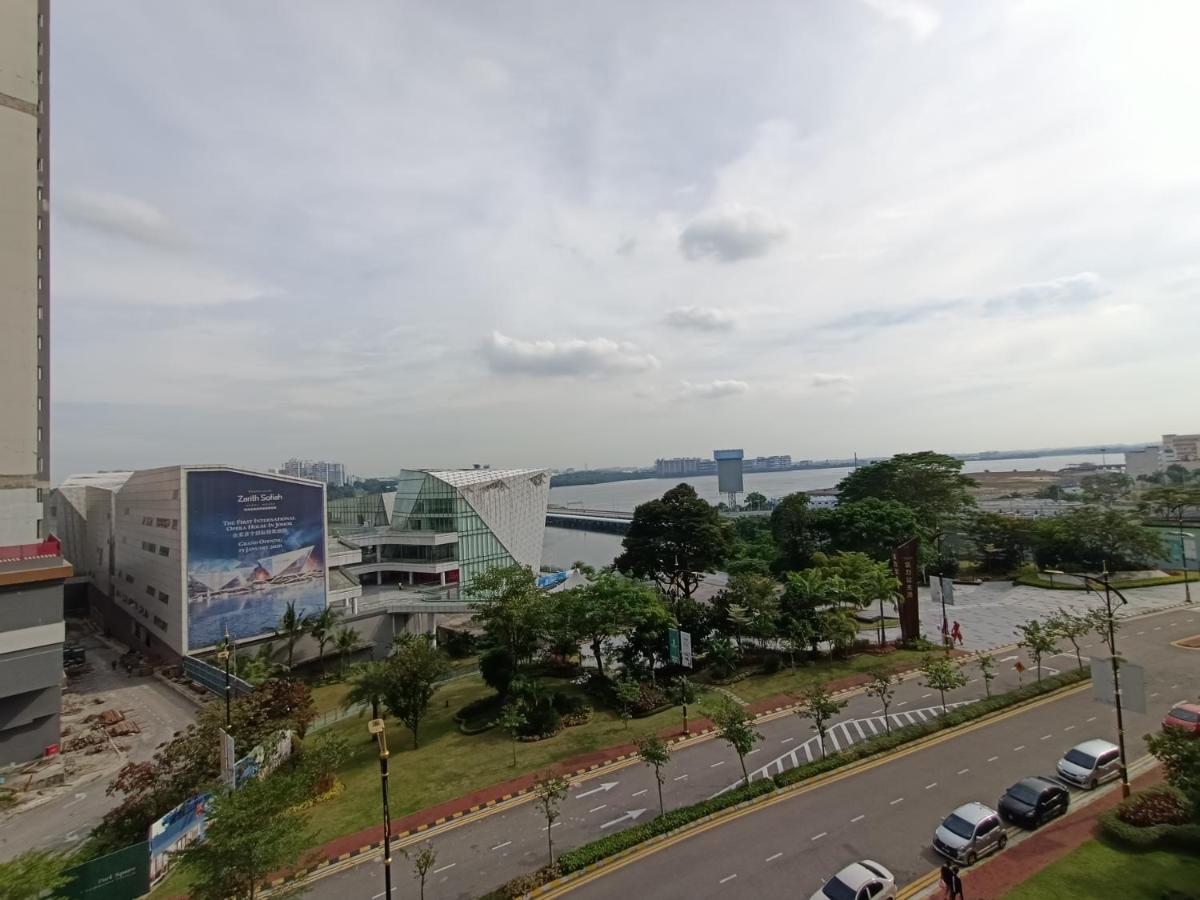 R&F Princess Cove Premium Homestay Famaily ยะโฮร์บาห์รู ภายนอก รูปภาพ